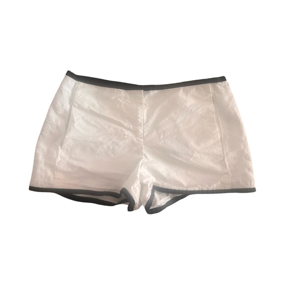 Armani Exchange White Shorts size 4 - Picture 1 of 4
